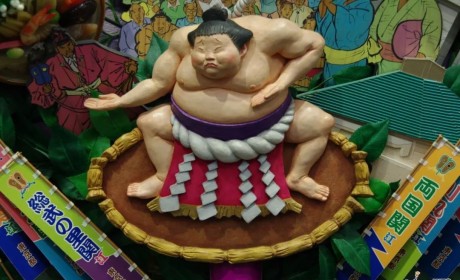 有趣秘闻：300斤的相扑选手是怎么擦屁股的？
